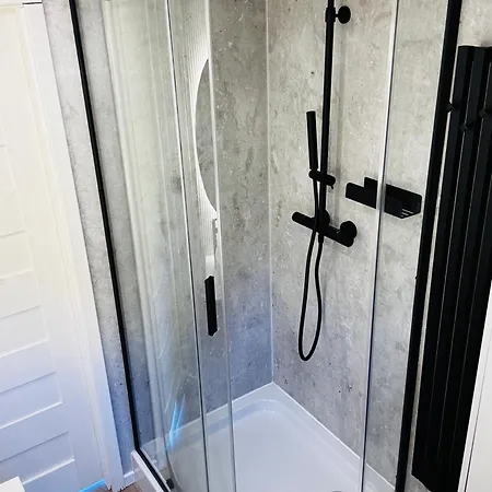 Miejsce Bez Nazwy Lodge Debki