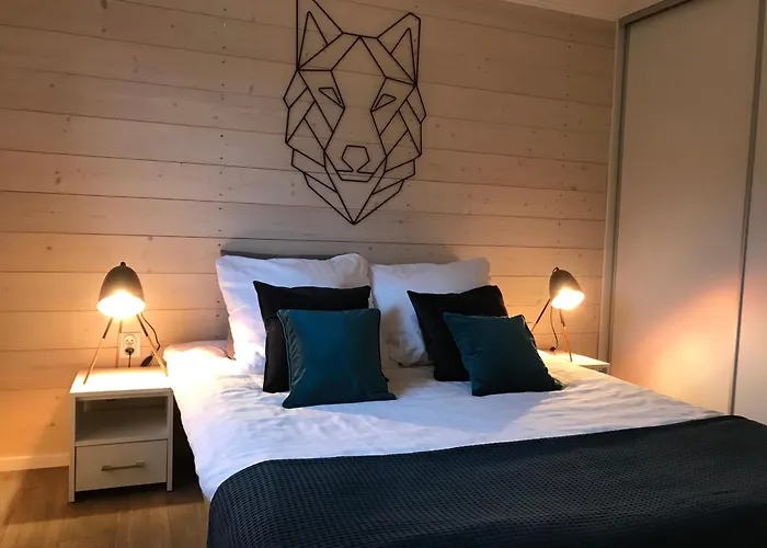 بيت خشبي Miejsce Bez Nazwy *