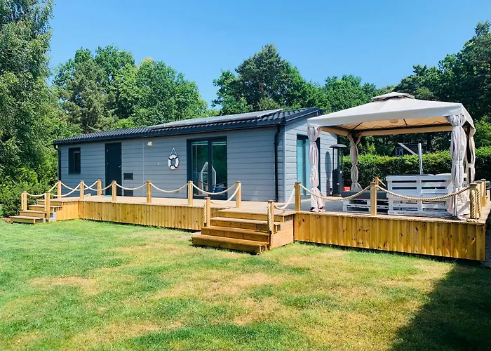 Miejsce Bez Nazwy بيت خشبي دمبكي