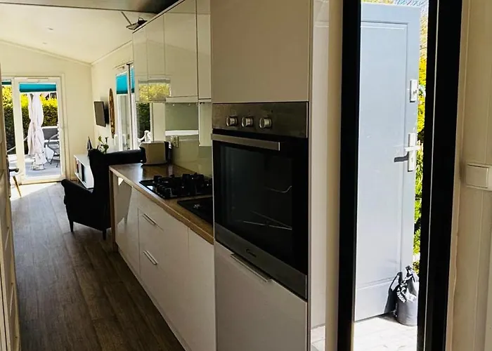 بيت خشبي Miejsce Bez Nazwy دمبكي