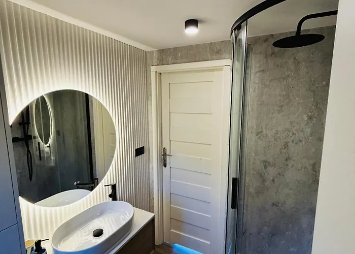 بيت خشبي Miejsce Bez Nazwy